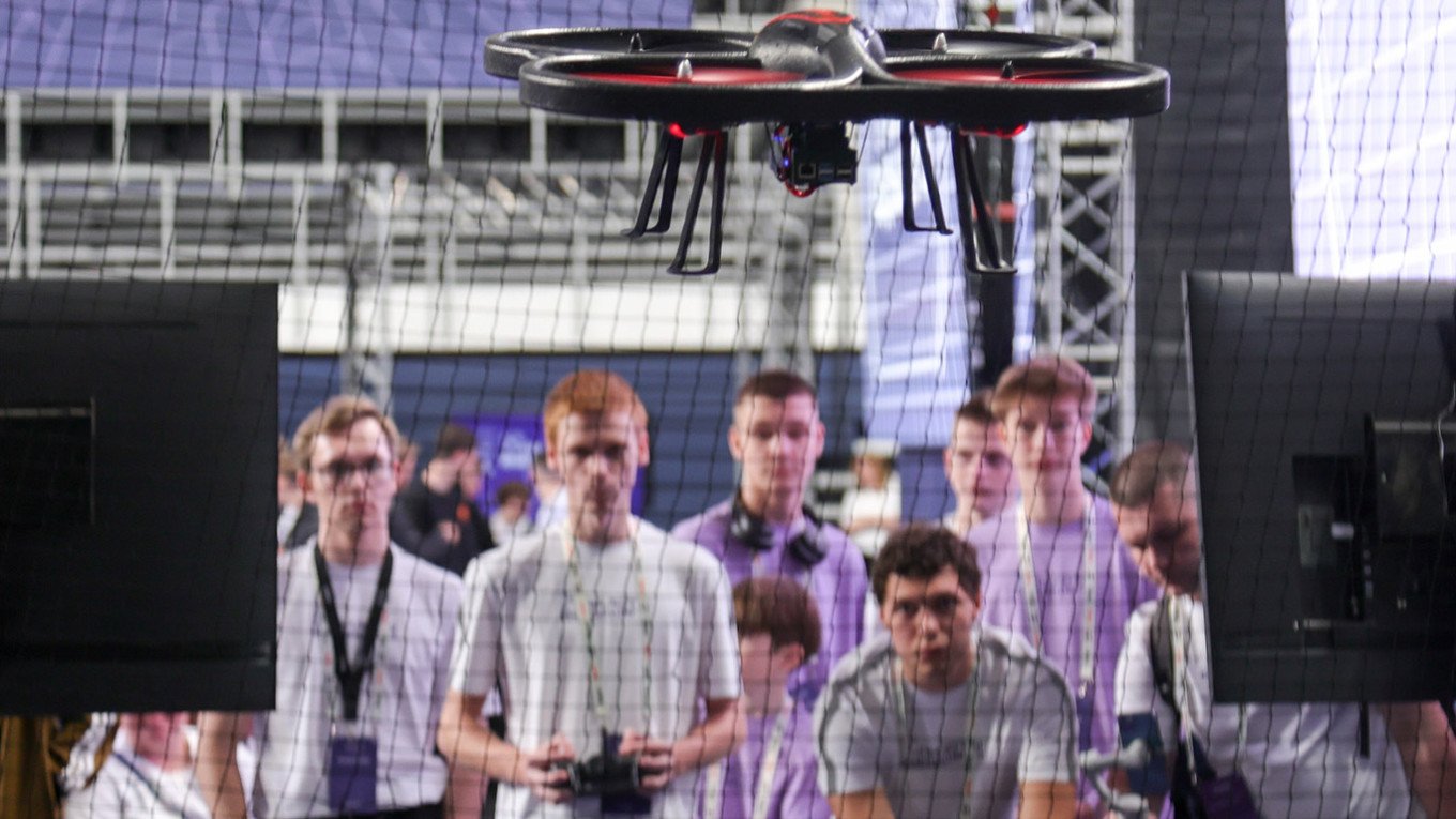 Drone technology in Russian Schools